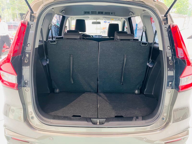 Suzuki Ertiga Hybrid AT : giá xe, giá lăn bánh và khuyến mãi