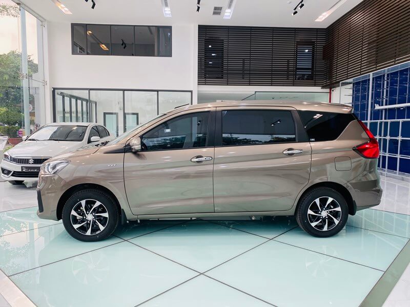 Suzuki Ertiga Hybrid AT : giá xe, giá lăn bánh và khuyến mãi