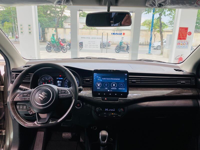 Suzuki Ertiga Hybrid AT : giá xe, giá lăn bánh và khuyến mãi