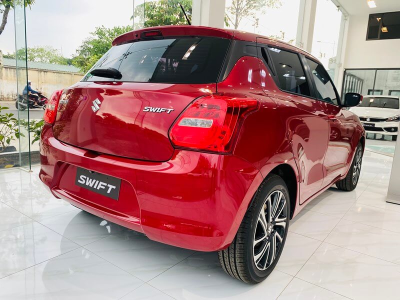 Suzuki Swift : giá xe, giá lăn bánh và khuyến mãi Suzuki Swift : giá xe, giá lăn bánh và khuyến mãi